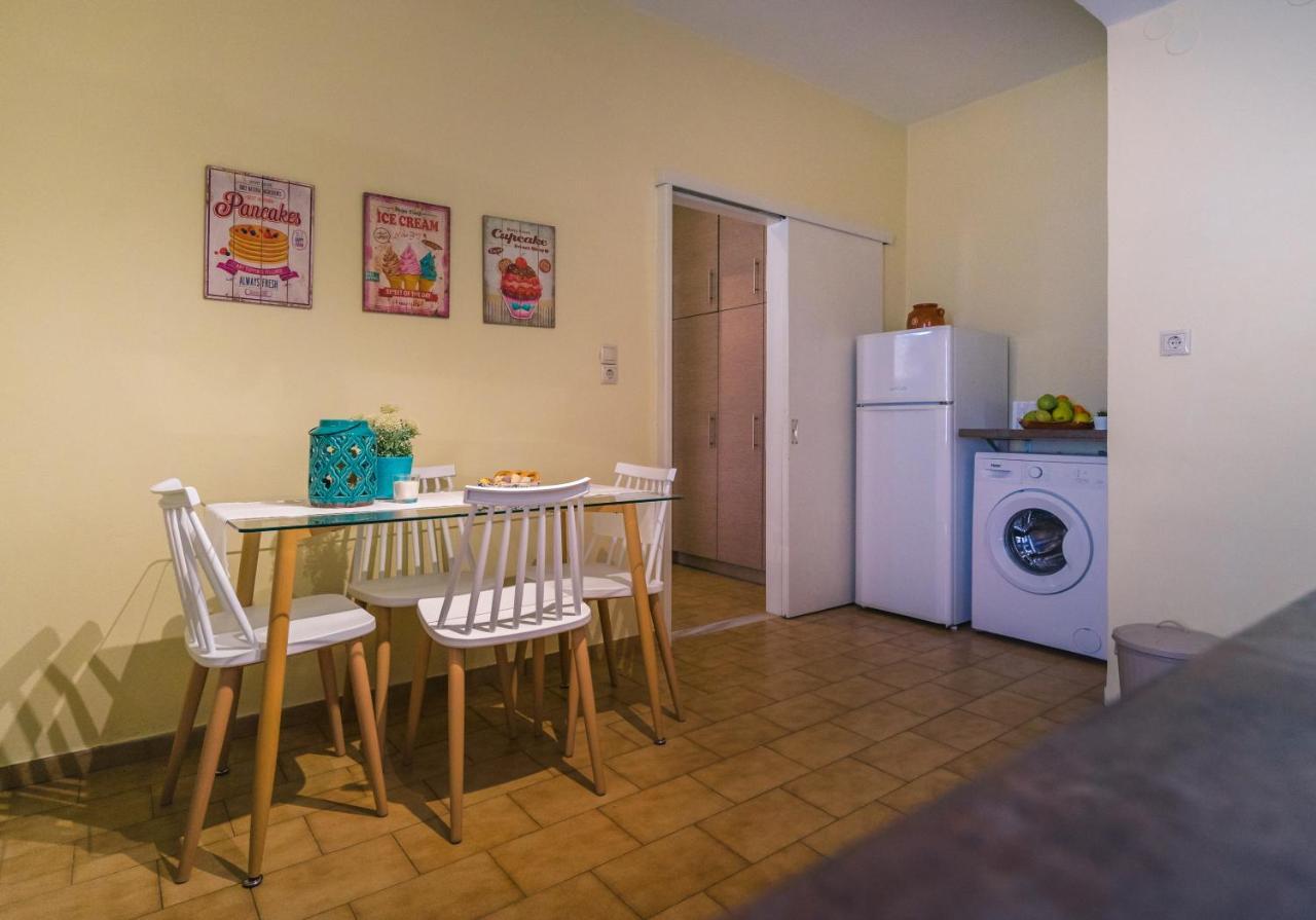 Penny'S Apartment Exambela Экстерьер фото